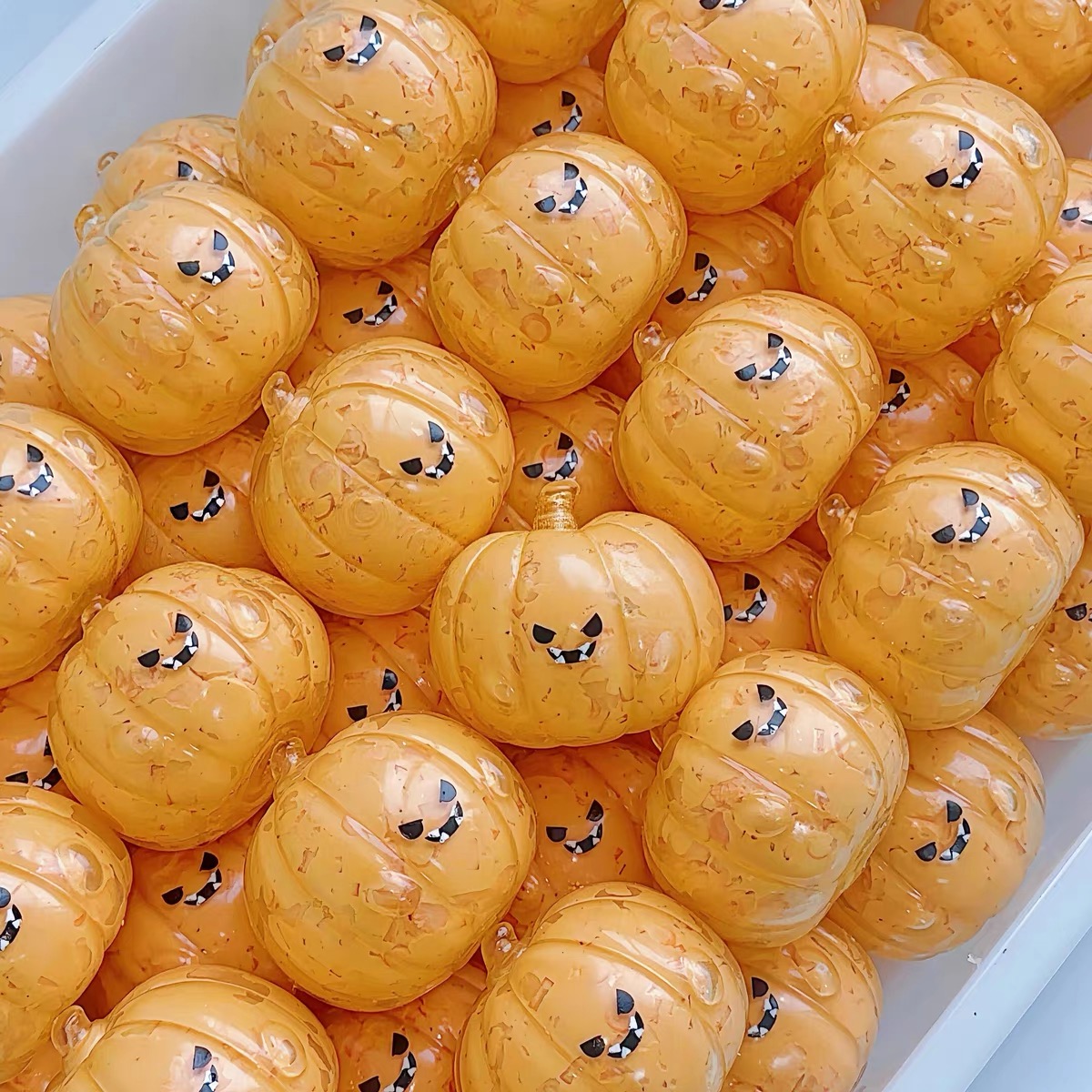 Boules Squishy d'Halloween, jo - Novelty Gifts avis et prix